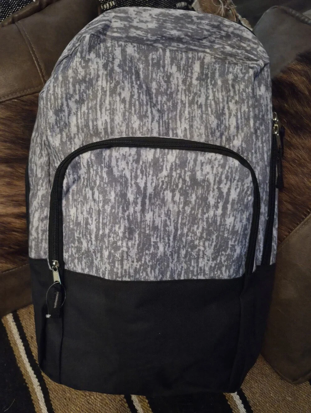 Gray and Black Men's Everyday Backpack
